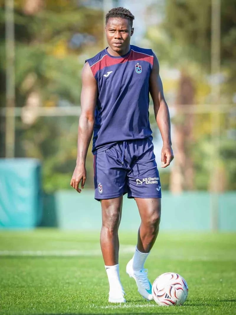 Franculino Dju, Trabzonspor formasıyla gol sevinci yaşarken