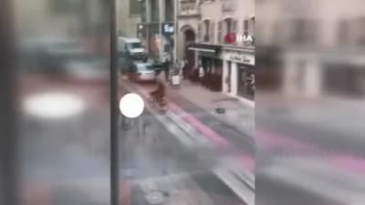 Fransa’da lise eylemleri sırasında polis müdahalesi ve göstericiler