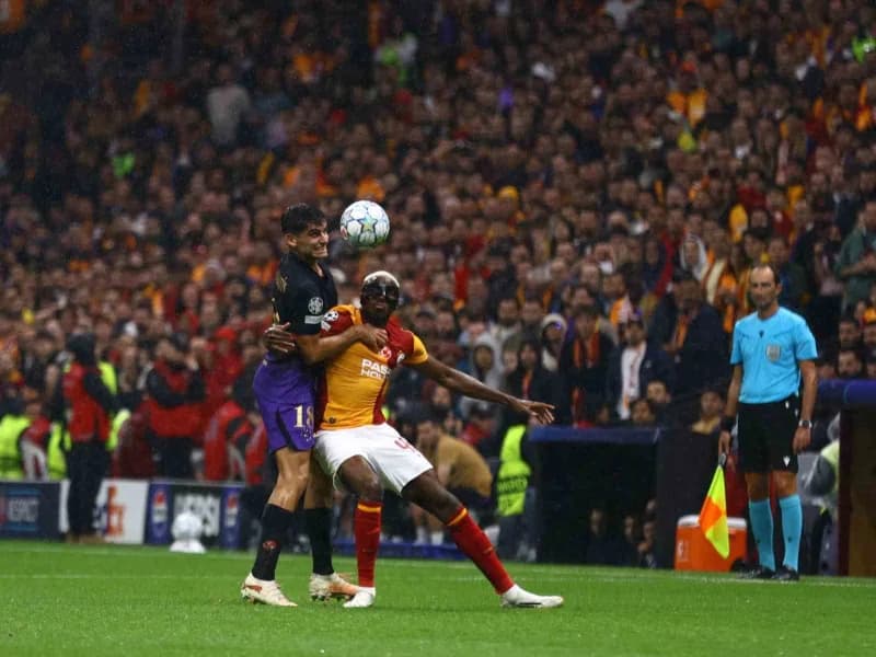UEFA Şampiyonlar Ligi 2. Haftasında Galatasaray, Barcelona’yı konuk ediyor. Mücadelenin ilk yarısı 1-1 berabere tamamlan