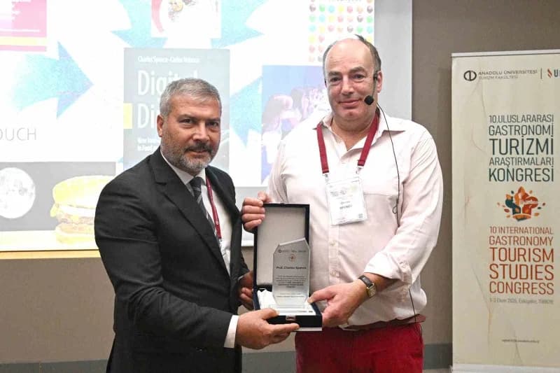 Anadolu Üniversitesi Turizm Fakültesi ev sahipliğinde düzenlenen 10. Uluslararası Gastronomi Turizmi Araştırmaları Kongr