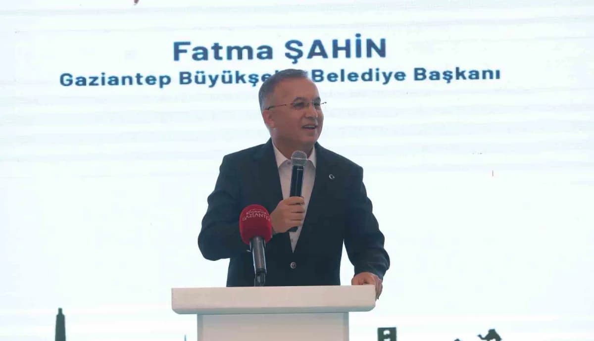 Fatma Şahin, Muhtarlar Günü kapsamında buluşma gerçekleştirdi
