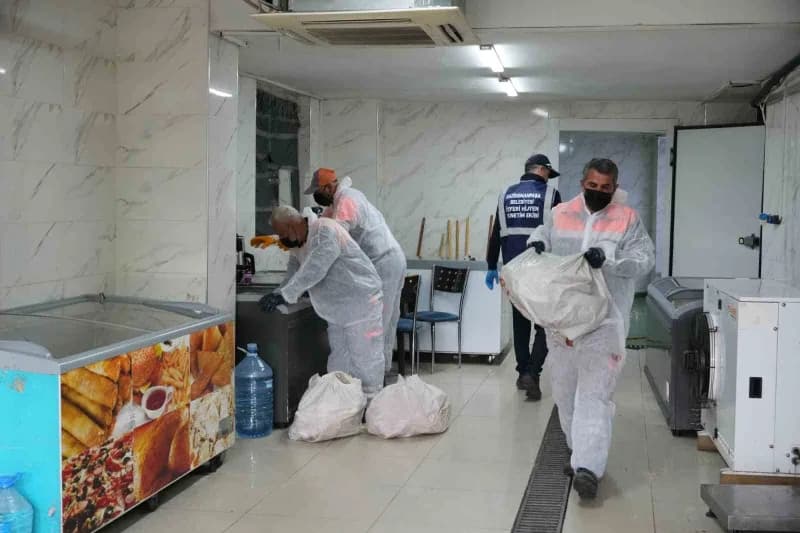 İstanbul Gaziosmanpaşa’da halk sağlığını tehdit eden gıdalara karşı 16 mahallede gerçekleştirilen De