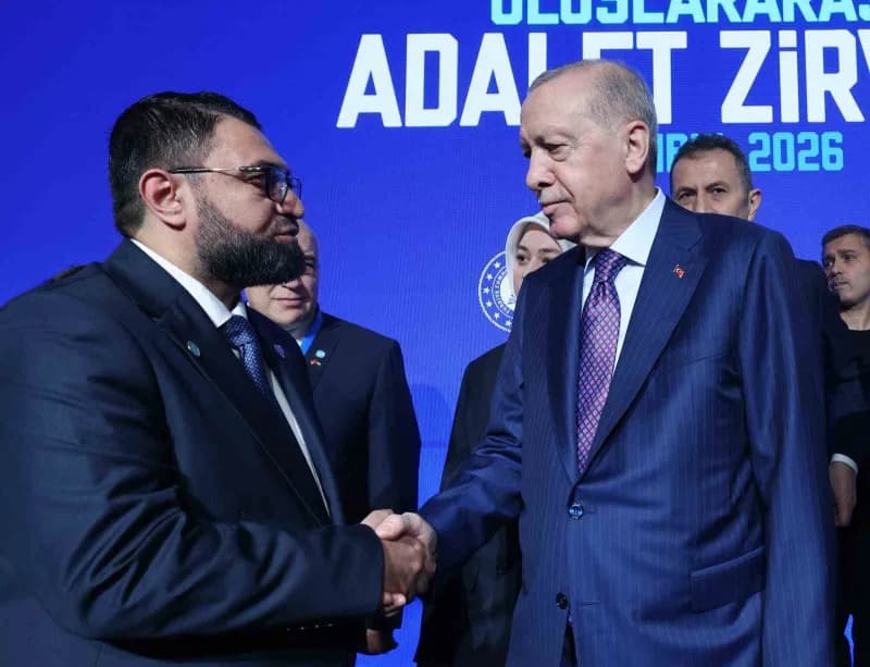 Cumhurbaşkanı Recep Erdoğan, Çırağan Sarayı'nda düzenlenen Uluslararası Adalet Zirvesine katıldı.