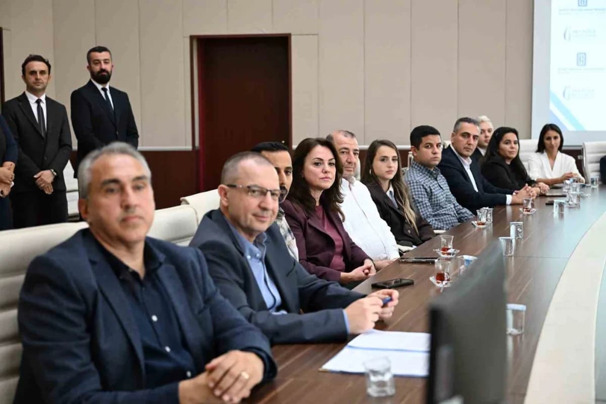 MCBÜ koordinatörlüğünde ve Manisa OSB ortaklığında yürütülen, 250 bin avro AB hibeli EmpowerED Proje