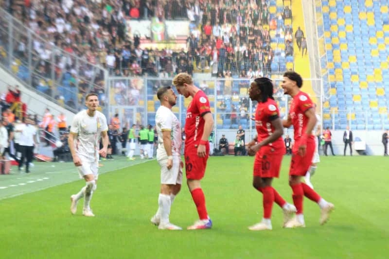 Trendyol Süper Lig'in 7. Haftasında Gençlerbirliği, sahasında mücadele ettiği Amed Sportif Faaliyetler ile 2-2 berabere