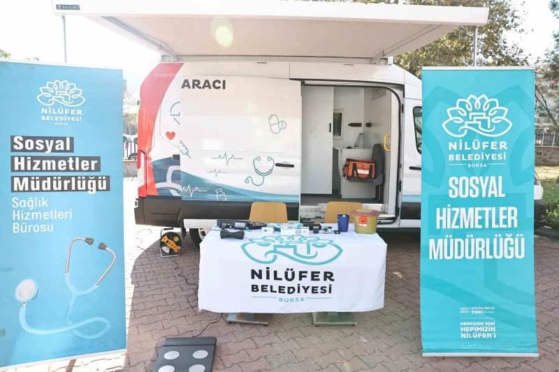 Nilüfer Belediyesi ile Bursa Uludağ Üniversitesi Tıp Fakültesi iş birliğiyle hayata geçirilen "Gezici Sağlık Hizmeti" pr
