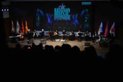 GİF Müzik ekibi Üsküp’te Türk ve Balkan ezgilerinden oluşan repertuvarla sahnede performans sergiliyor