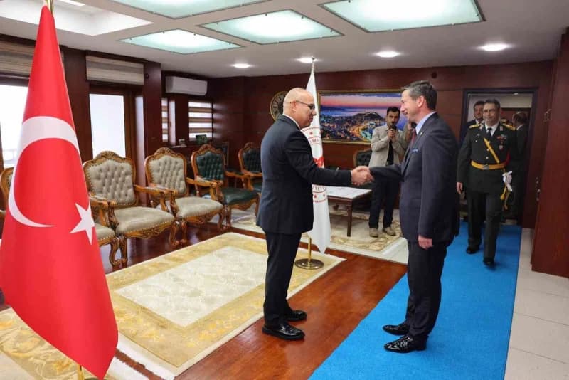 Giresun’da 29 Ekim Cumhuriyet Bayramı’nın 103’üncü yıl dönümü düzenlenen törenlerle kutlandı.