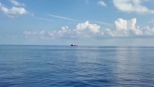 Girne açıklarında Filo Jet gemi faciası sonrası arama çalışmalarında su altı robotu ve ekipler çalışıyor