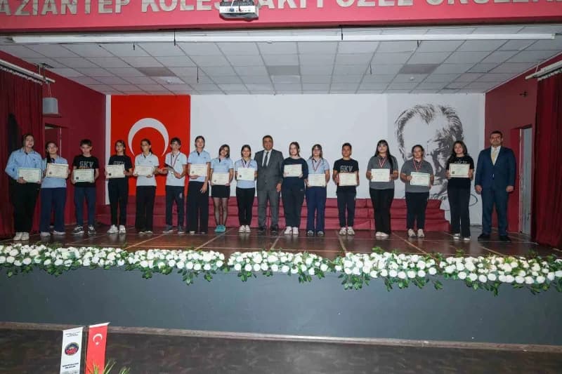 GKV Özel Okullarında Cambridge ve TOEFL Sertifika Töreni
