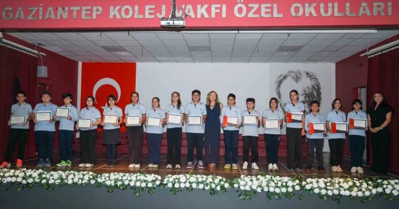 GKV Özel Okullarında Cambridge ve TOEFL Sertifika Töreni