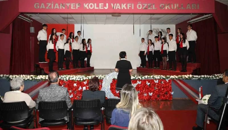 Gkvli minik kalplerden liselere unutulmaz kutlama
