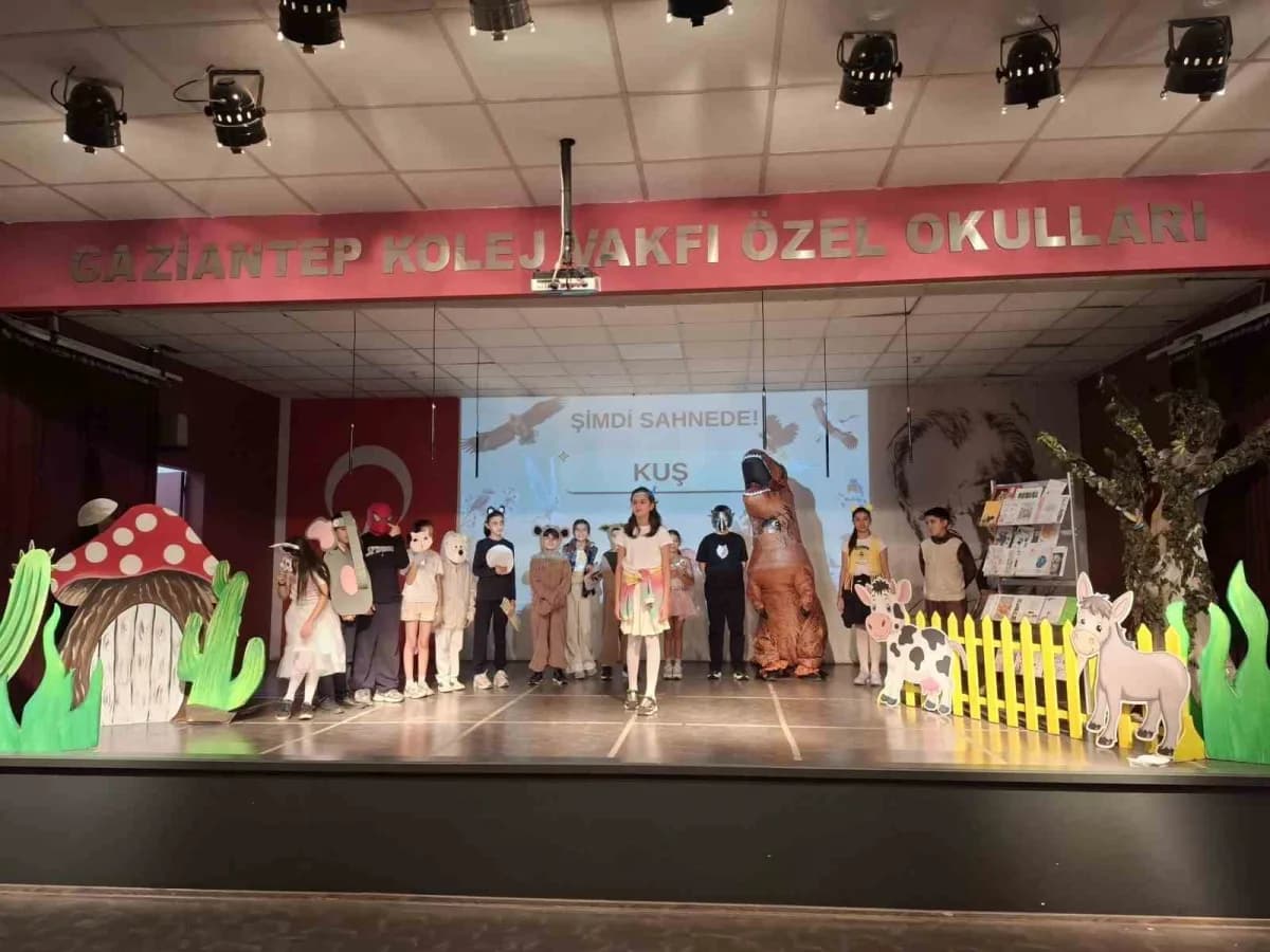 GKV’li miniklerden Hayvan Hakları için anlamlı eylem