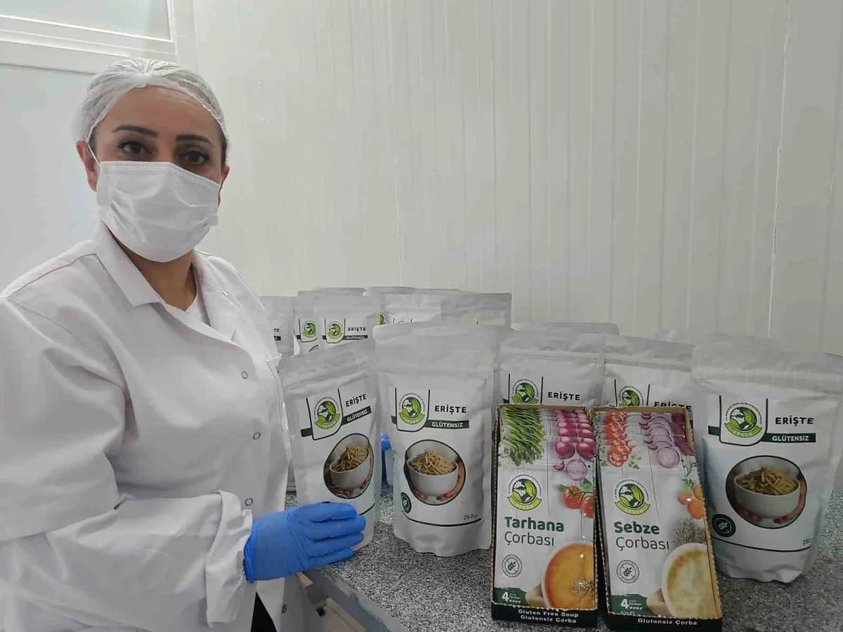 Kadın Kooperatifi Kurucu Başkanı Hafize Kayış, hikâyelerinin 3 yaşındaki çölyak hastası yeğeninin sorusuyla başladığını
