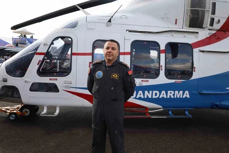 Jandarma Pilot Yarbay Sermet Sağlamsaatçi,