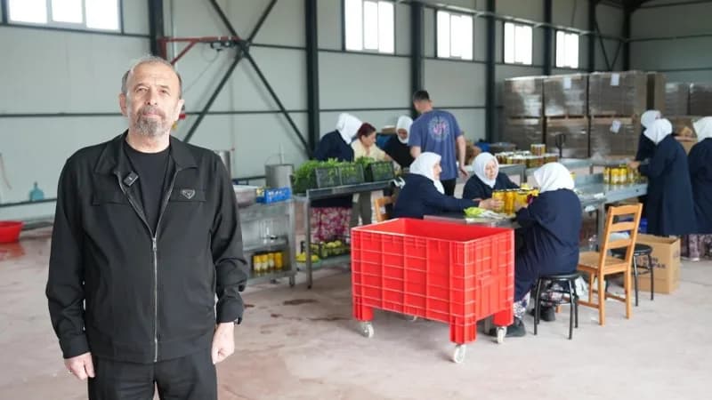 Gürsu Sebze ve Meyve Pazarlama Kooperatifi Başkanı Kamil Dönmez, açıklama yaptı