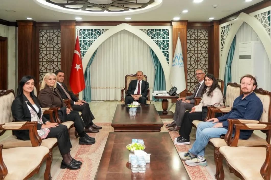 Hakkari’de gençlerin teknoloji ve girişimcilik alanında destek aldığı Girişim Ofisi binası