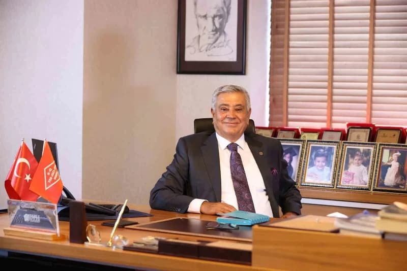 Gaziantepli Sanayici Halil Tepe, ilham verici başarı öyküsünü kitaplaştırdı