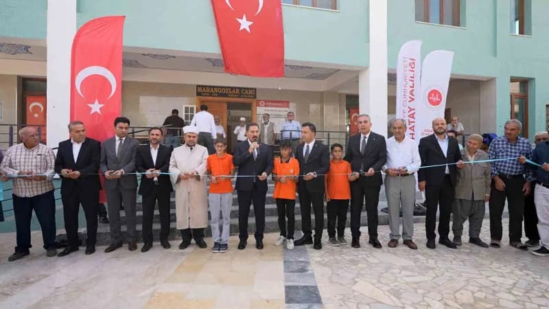 Hatay Kırıkhan’da deprem sonrası inşa edilen Marangozlar Camii’nin ibadete açılış töreni