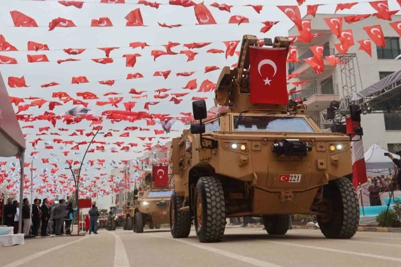 Hatay’da depremde yerle bir olan ve enkaz kaldırma çalışmalarıyla birlikte boş araziye dönen Atatürk