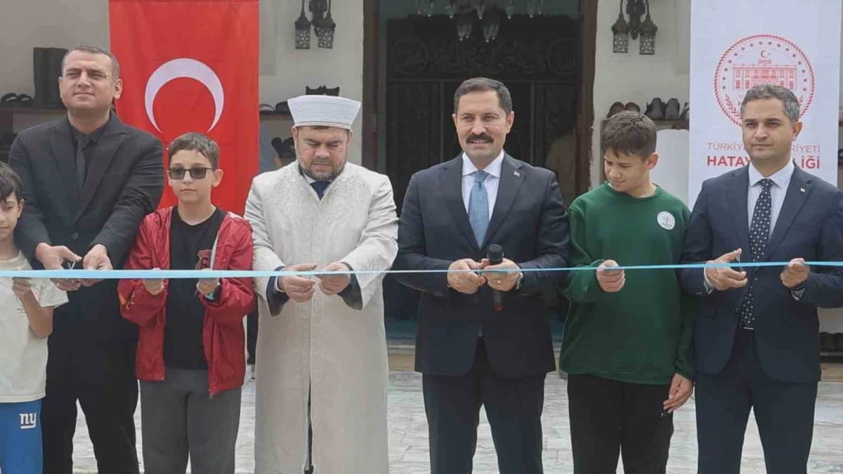 TOKİ Hz. Hasan Camii, Vali Mustafa Masatlı'nın katılımıyla ibadete açıldı.