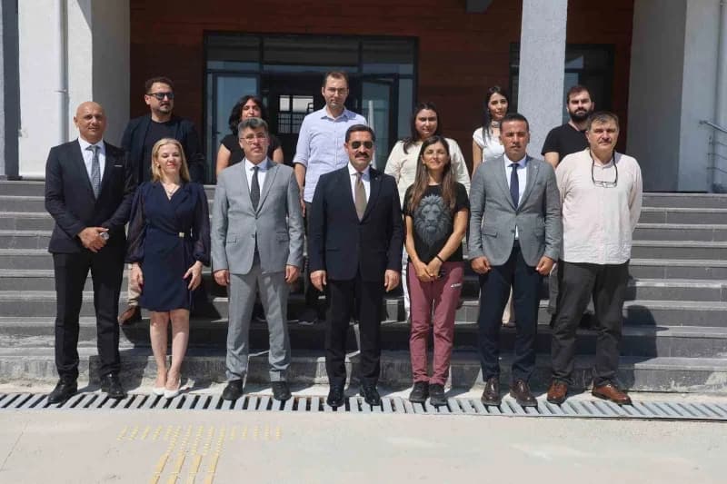 Kahramanmaraş merkezli depremlerde Hatay’da 210 eğitim kurumu yıkılırken, kentte yürütülen yeniden inşa çalışmaları kaps