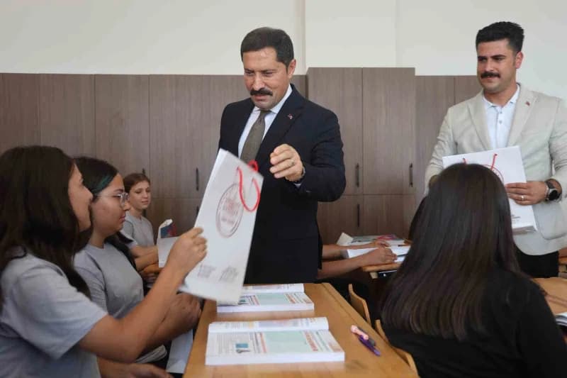 Kahramanmaraş merkezli depremlerde Hatay’da 210 eğitim kurumu yıkılırken, kentte yürütülen yeniden inşa çalışmaları kaps