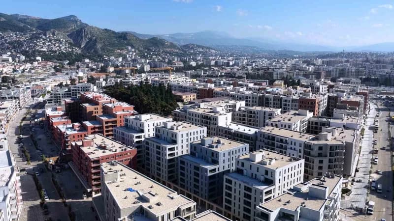 Antakya Atatürk Caddesi Çevre, Şehircilik ve İklim Değişikliği Bakanlığı koordinesinde TOKİ ve Emlak Konut GYO iş birliğ