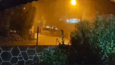 Hatay’da ceviz büyüklüğünde dolu yağışı sonrası beyaz örtü ve araçlar