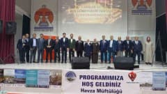 Havza ilçesinde üreticilere tohum ve gübre desteği dağıtımı yapılırken çekilmiş fotoğraf