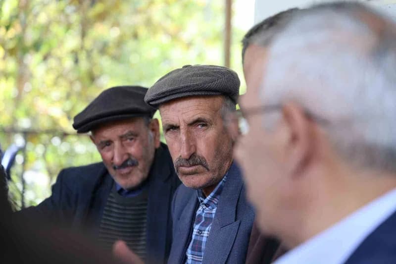 Maden ve Sivrice ilçelerine bağlı Hazar Bölgesi ve çevresindeki yerleşim yerlerinin Sağlık sorunları