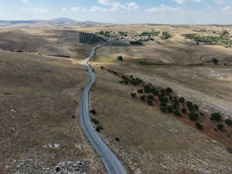 Hekimhan’da 7 mahallenin ulaşımını rahatlatan yol çalışması tamamlandı