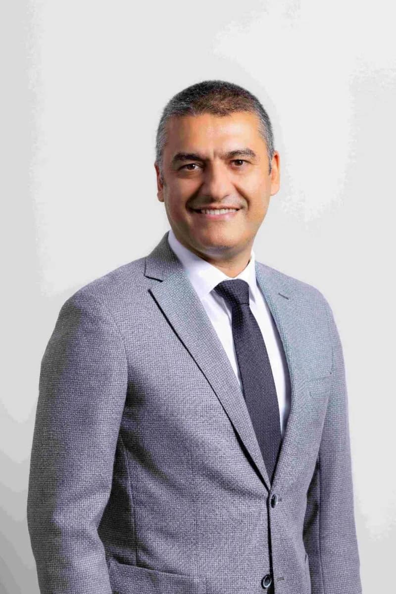 Hepsiburada Efsane Kasım kampanyası için alışveriş yapan müşteriler ve ürünler
