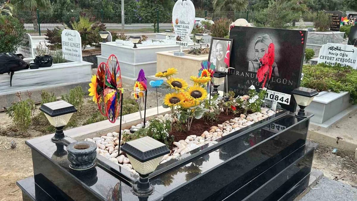 Hiranur Nilgün Aygar'ın mezarı (Arşiv)