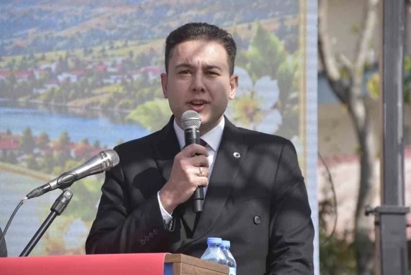 Hizan Kaymakamı Mete Öztürk