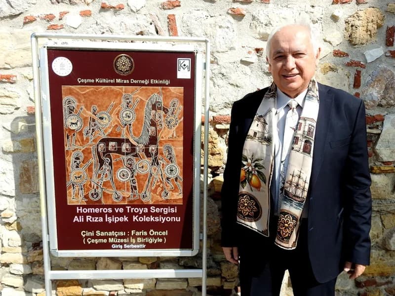 Çeşme Kalesi Ceneviz Kulesi’nde açılan Homeros ve Troya sergisinden sanat eserleri