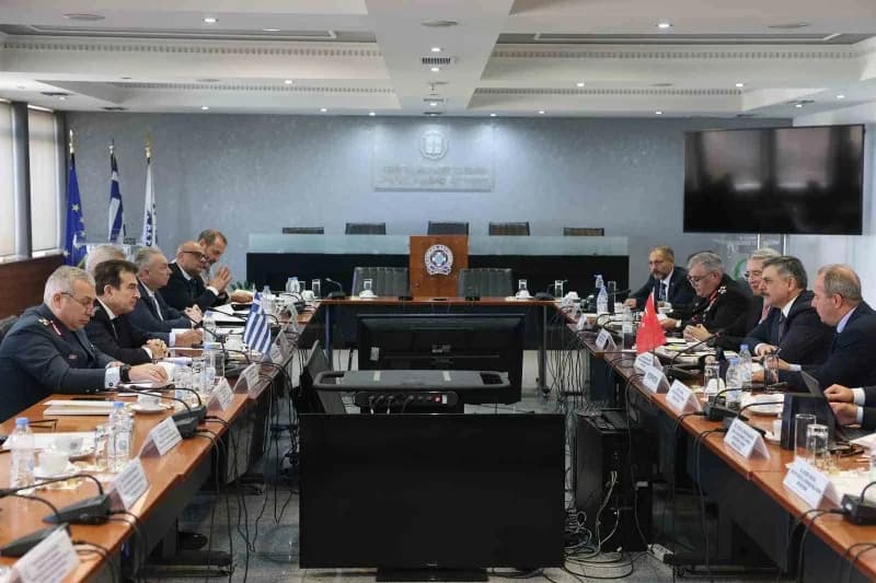İçişleri Bakanı Mustafa Çiftçi, Yunanistan Vatandaşı Koruma Bakanı Michalis Chrisochoidis ile gerçekleştirdiği görüşmede