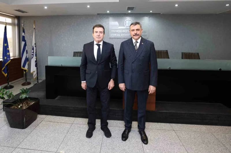 İçişleri Bakanı Mustafa Çiftçi, Yunanistan Vatandaşı Koruma Bakanı Michalis Chrisochoidis ile gerçekleştirdiği görüşmede