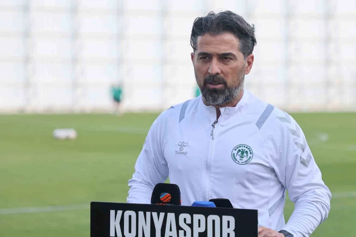 Konyaspor Teknik Direktörü İlhan Palut