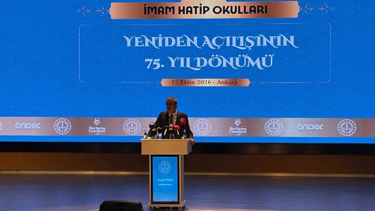 Milli Eğitim Bakanı Yusuf Tekin, "İmam hatip okullarını üçüncü kez açan kişi Recep Tayyip Erdoğan'dı. İmam hatip okullar