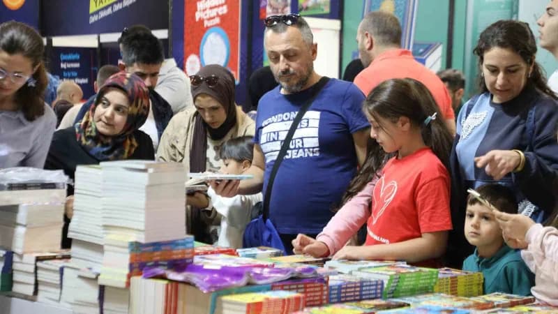 İnegöl Belediyesi tarafından her yıl düzenlenen İnegöl Kitap Günleri, 2026 yılında 10. Kez kitapseverlerle buluşmaya haz