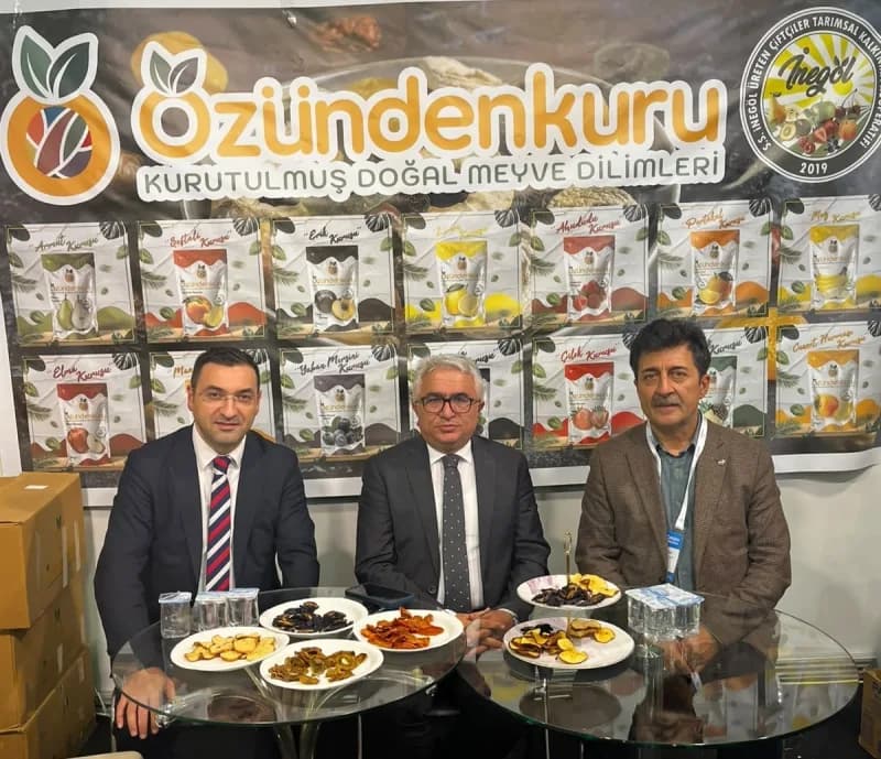 İnegöl’ün Tarım değerleri, İnegöl Belediyesi ve İnegöl Üreten Çiftçiler Kooperatifi iş birliğiyle Bursa Tarım Fuarı’nda