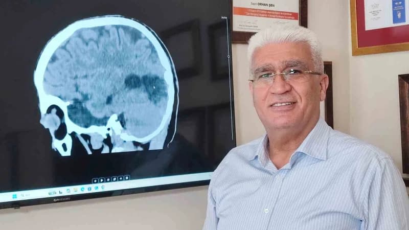 Beyin, Sinir ve Omurilik Cerrahisi Prof. Dr. Orhan Şen, inme vakalarındaki artışta pandemi sonrası değişen yaşam tarzını