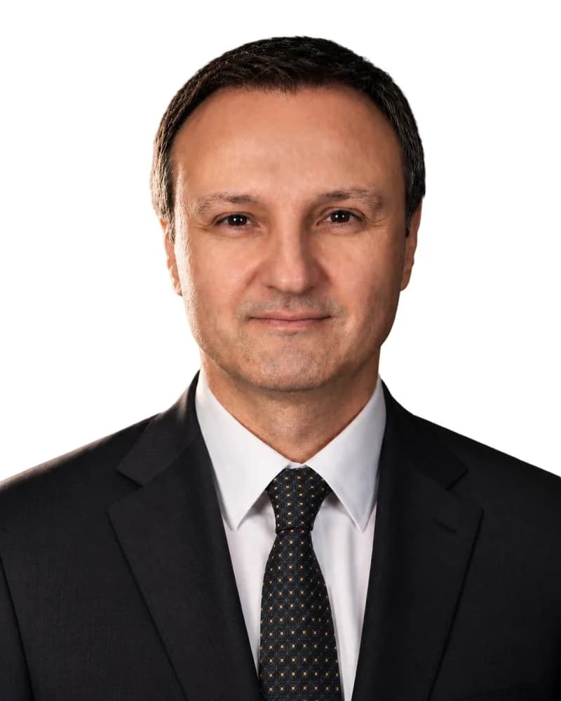 İş Bankası Grubu üst yönetiminde yapılan değişikliklerle Bankanın icra kuruluna dört yeni Genel Müdü