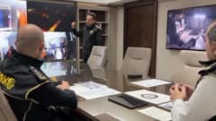İstanbul merkezli 13 ilde düzenlenen uluslararası uyuşturucu operasyonunda polis ekipleri çalışma yapıyor