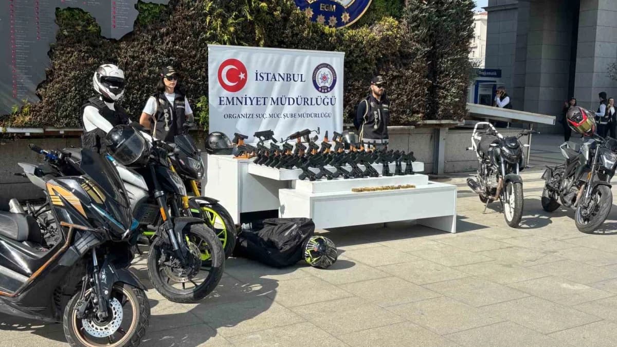 Çetelerden ele geçen suç unsurları emniyette sergilendi