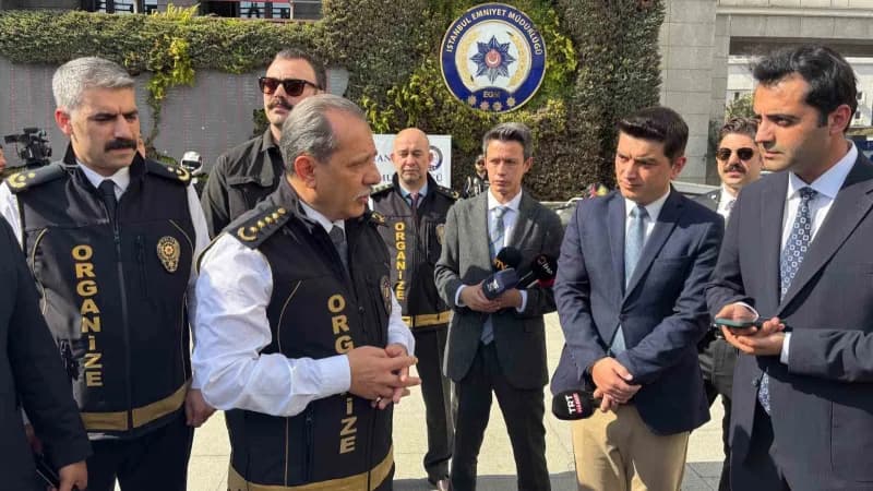 Sergiyi gezen İstanbul İl Emniyet Müdürü Selami Yıldız, hiçbir suç örgütüne geçit verilmeyeceğinin altını çizdi