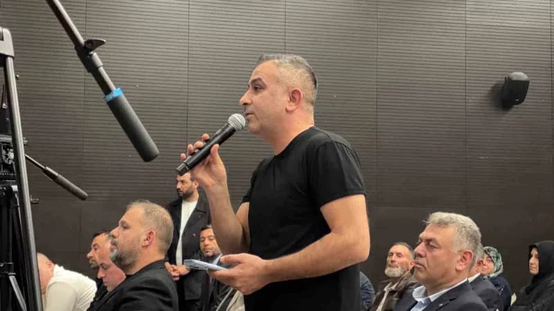 AK Parti İstanbul İl Başkanlığı tarafından düzenlenen "İstanbul’u Dinliyoruz" buluşmalarının üçüncüs