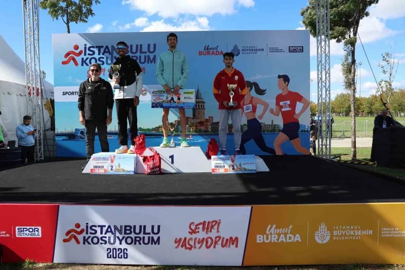 İstanbul’u Koşuyorum etkinliğinin Avrupa etabı yaklaşık 5 bin 500 koşucunun katılımıyla gerçekleştirildi.