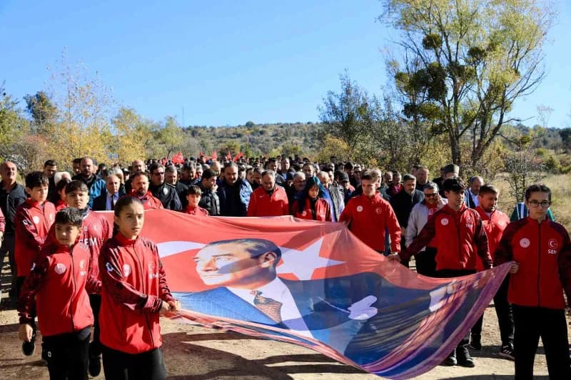 Çankırı’da, Kurtuluş Savaşı’nda silahların cepheye ulaştırıldığı yolda "17. İstiklal Yolu Yürüyüşü"